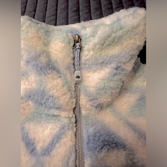 Eddie Bauer Women’s Fireside Plush 1/4 Zip Fleece - Picture 2 of 6